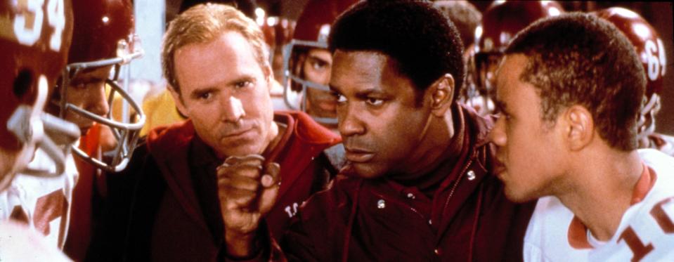 REMEMBER THE TITANS, Will Patton, Denzel Washington, 2000