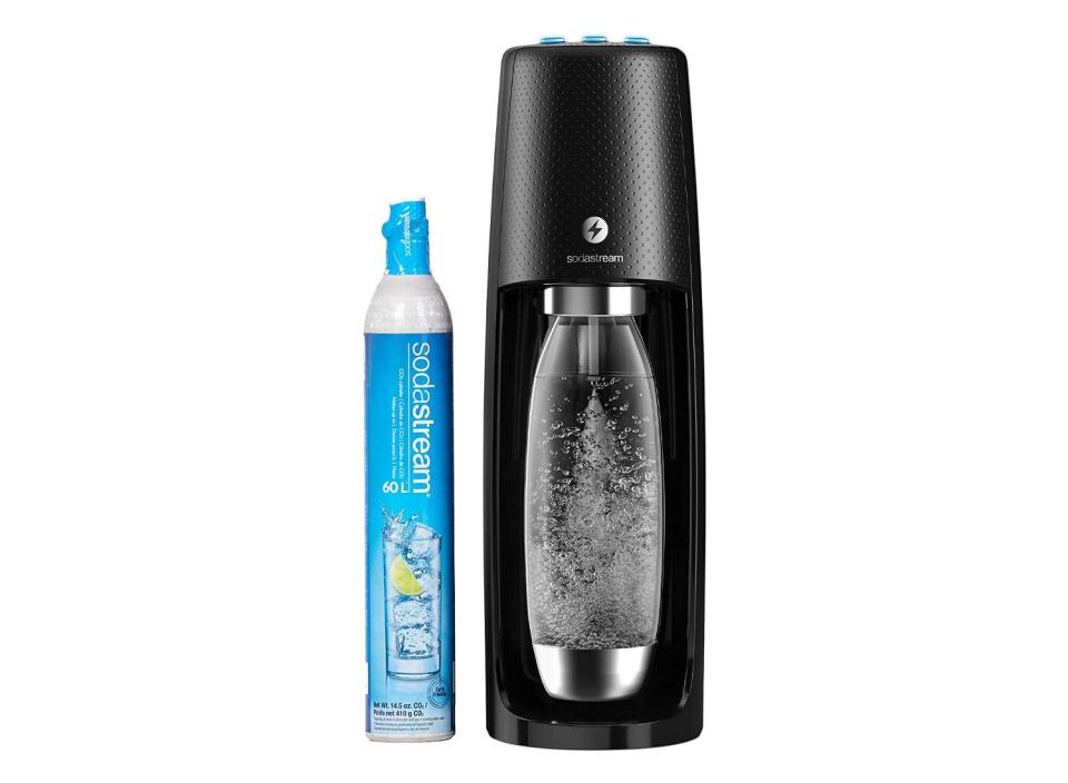 Make any drink fun and carbonated when you use SodaStream Sparkling Water Maker. (Source: Amazon)