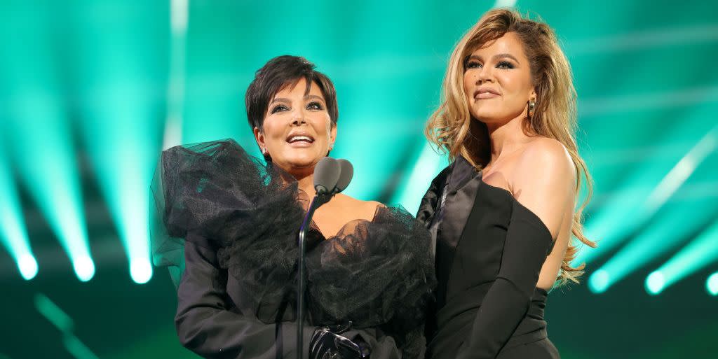 santa monica, california   december 06 2022 peoples choice awards    pictured l r kris jenner and khloé kardashian accept the the reality show of 2022 award for ‘the kardashians’ on stage during the 2022 peoples choice awards held at the barker hangar on december 6, 2022 in santa monica, california     photo by chris polke entertainmentnbc via getty images