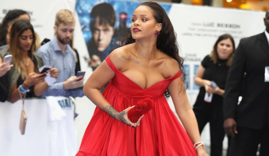 Rihanna gained weight, and fans are divided between fat-shaming her and cheering her.