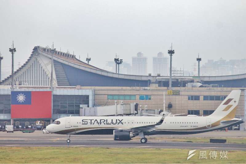 20191028-星宇航空A321neo於28日抵台，由董事長張國煒親自駕駛。（方炳超攝）