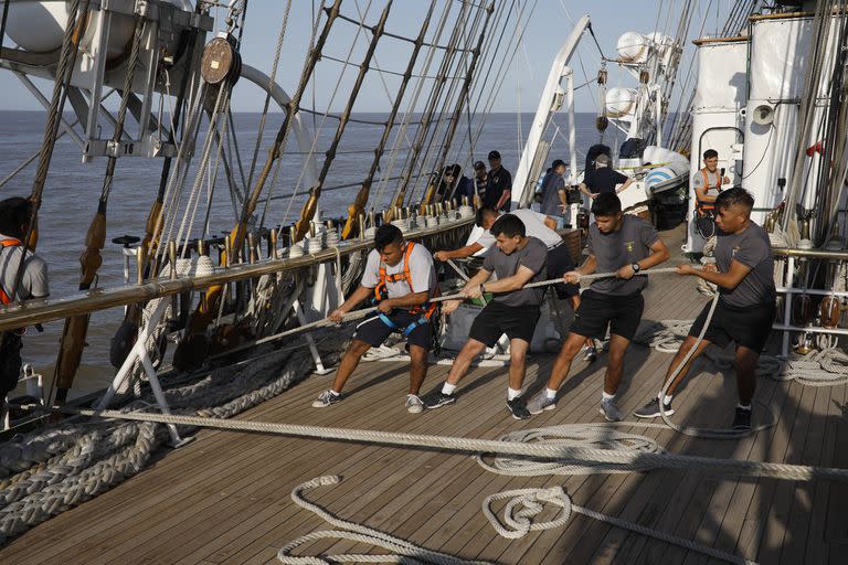 Viaje en la Fragata Libertad hasta Mar del Plata