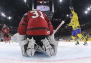 Ice Hockey - 2017 IIHF World Championship - Gold medal game - Canada v Sweden - Cologne, Germany - 21/5/17 - Goalkeeper Calvin Pickard of Canada allows a goal. REUTERS/Andre Ringuette/HHOF-IIHF Images/Pool