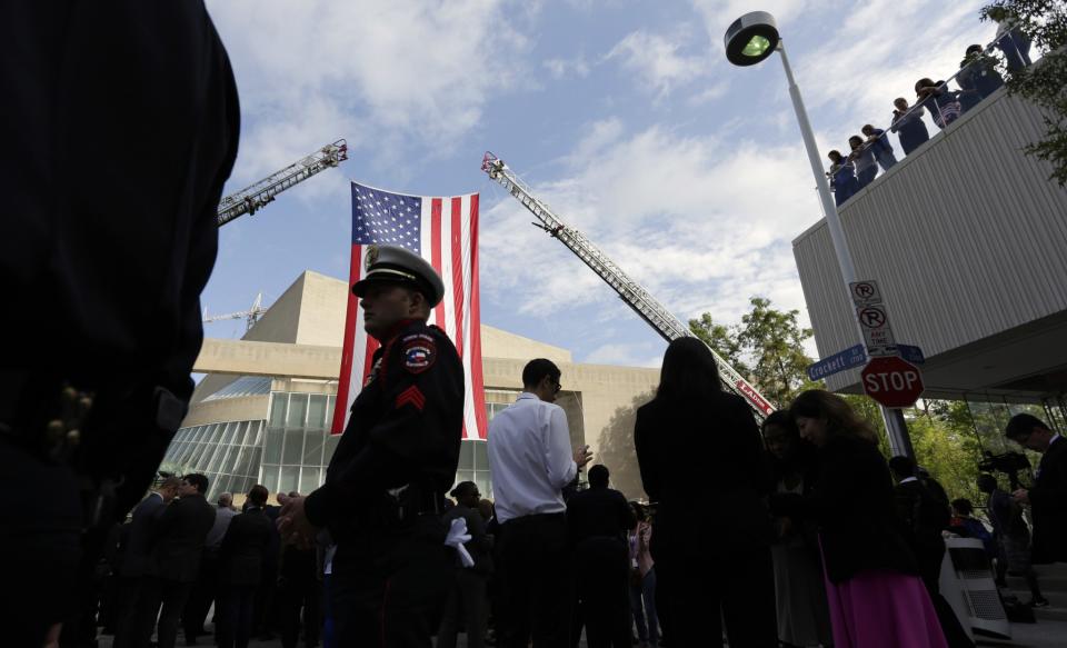 President Obama speaks at memorial for slain Dallas police