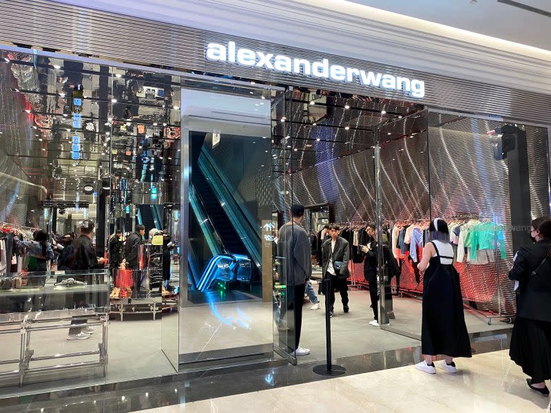 ▲alexanderwang微風南山專賣店回歸開幕。（圖／蕭涵云）