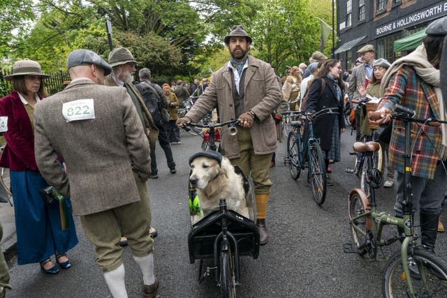 Tweed Run – London