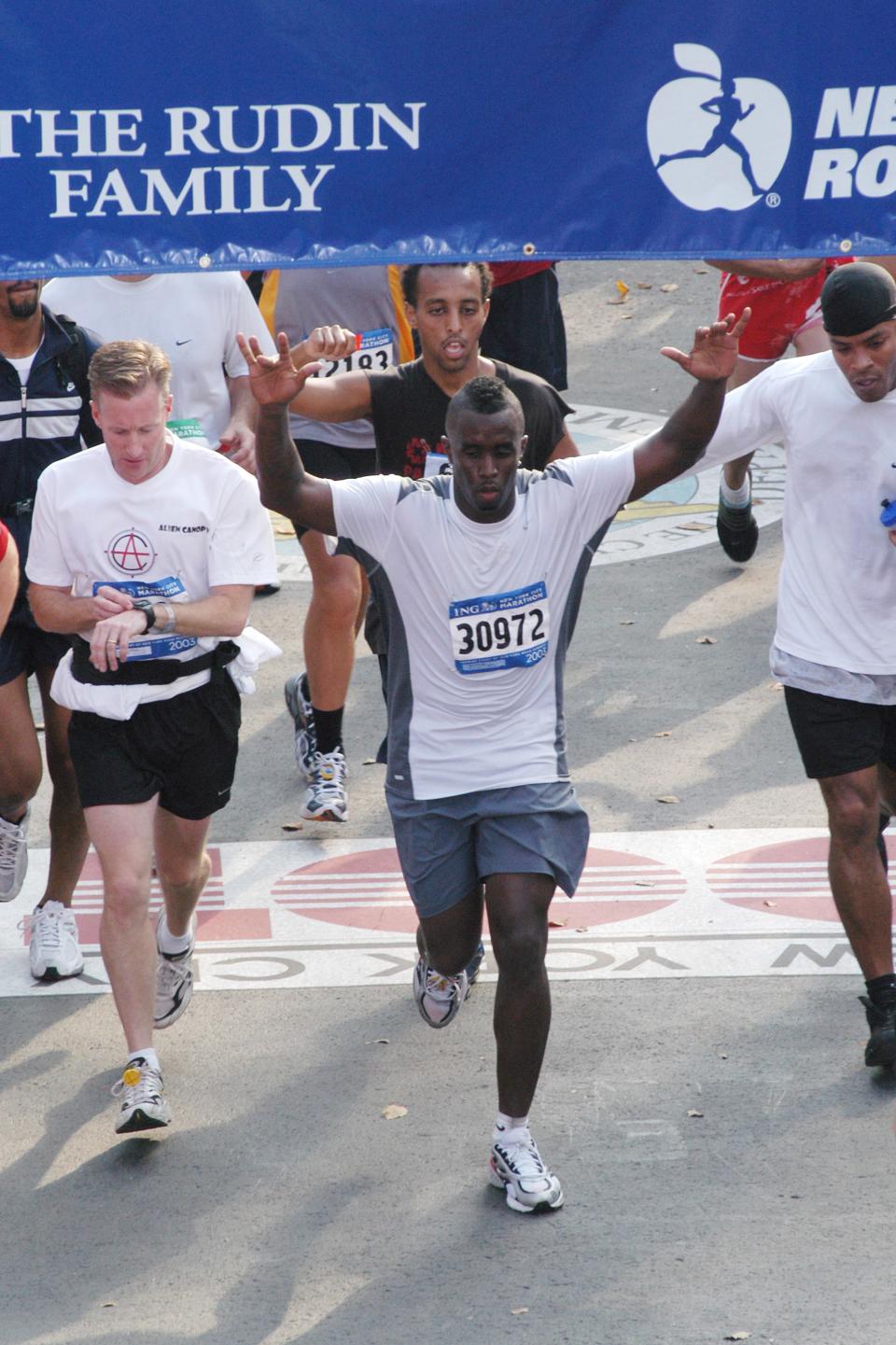 DIDDY
New York City, 2003
Apologies to the 34,000 other NYC Marathon runners, but who really wins when Puff Daddy is in the race?