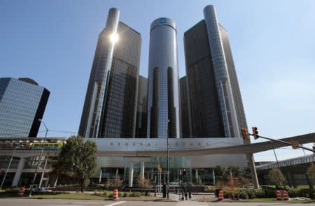 General Motors Co. headquarters is seen in Detroit, Michigan, September 17, 2015.   REUTERS/Rebecca Cook