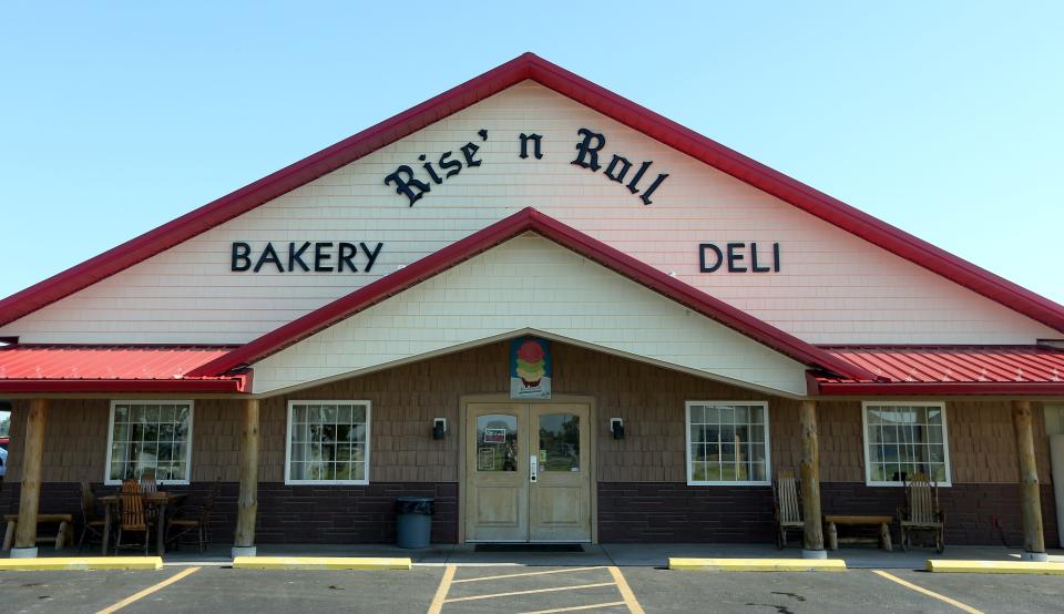 The facade of the Rise 'n Roll Bakery and Deli in Middlebury. The bakery now has 16 locations across Indiana.