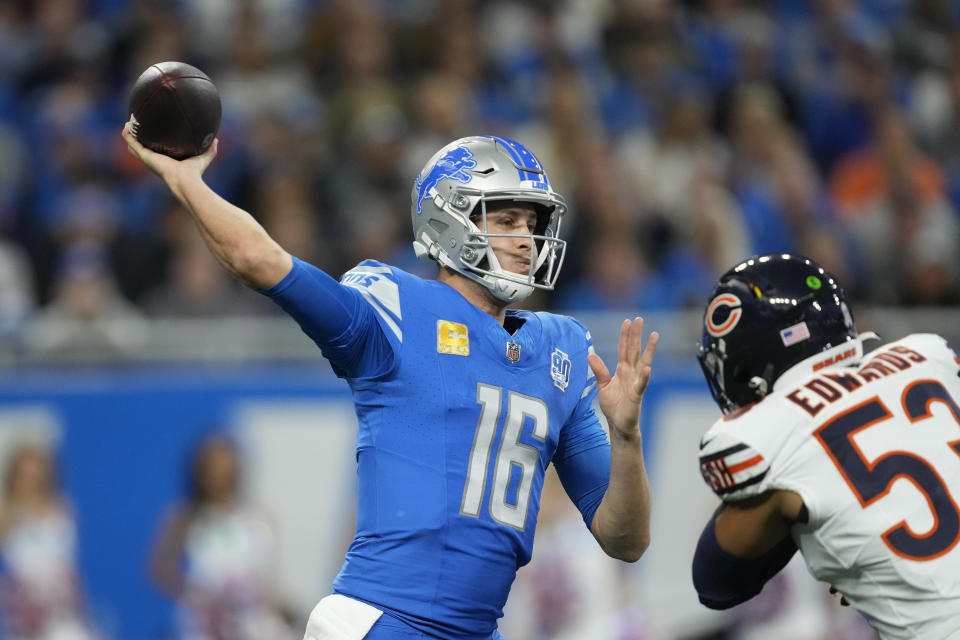 Detroit Lions quarterback Jared Goff throws during the first half of an NFL football game against the Chicago Bears, Sunday, Nov. 19, 2023, in Detroit. (AP Photo/Paul Sancya)