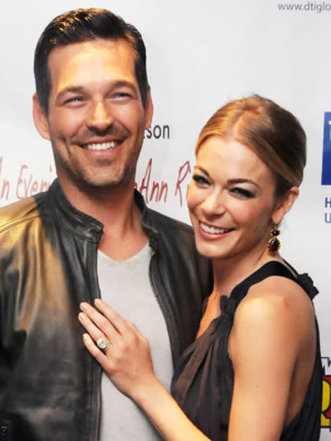 Eddie Cibrian and LeAnn Rimes—they look exactly alike!