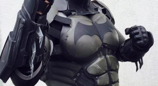 Insane Batman Cosplay for 'Arkham Origins'