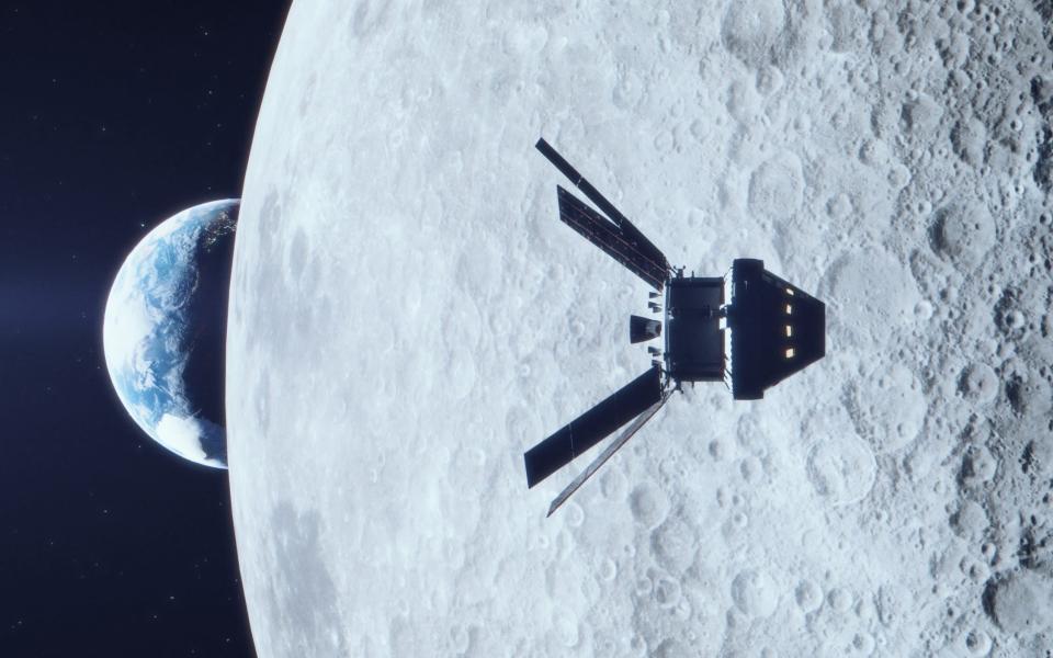 An artist&#x002019;s impression of how the Orion spacecraft will land on the Moon