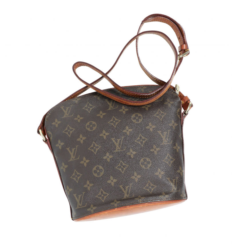 LOUIS VUITTON　Monogram Drouot扇形包／約58,000元（攝影／戴世平）