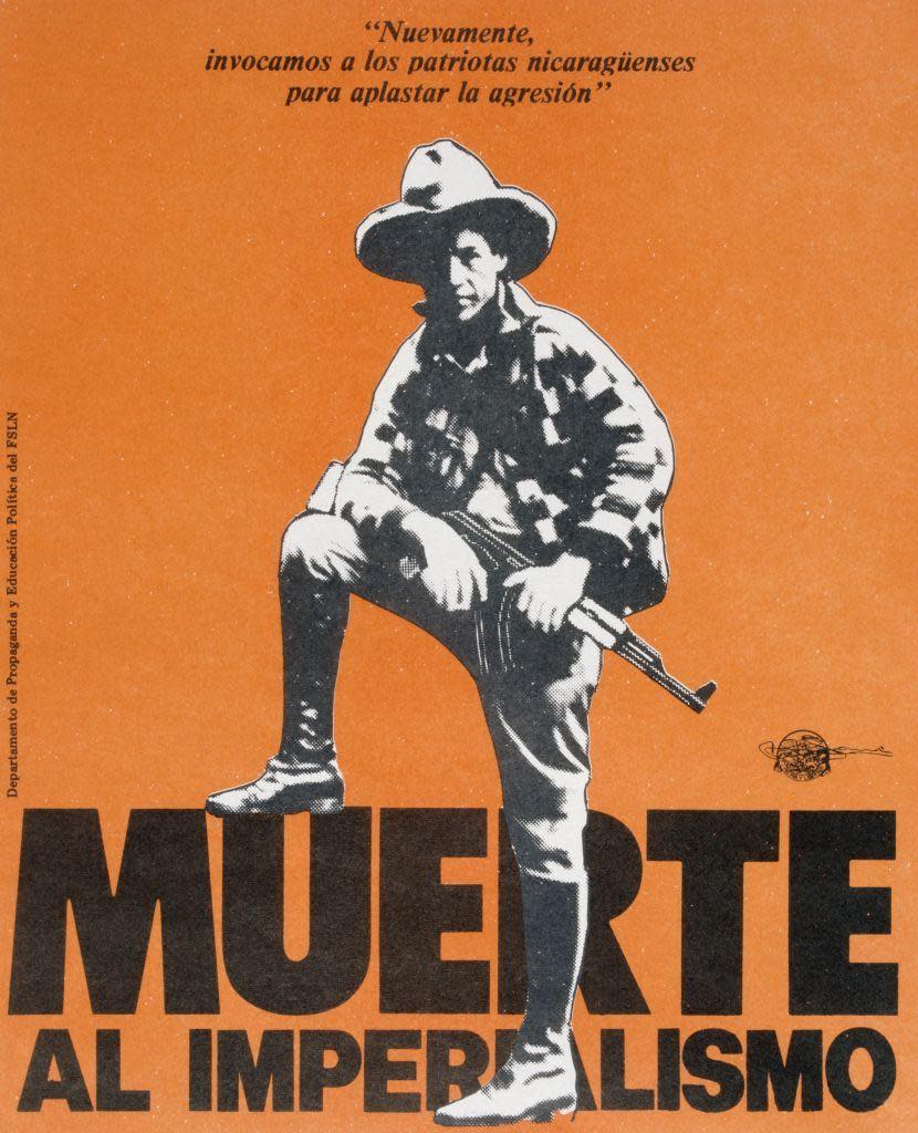 Cartel de Sandino "muerte al imperialismo"