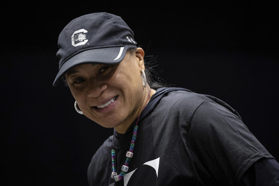 South Carolina college basketball head coach Dawn Staley attends a training session at the Halle Carpentier gymnasium, Saturday, Nov. 4, 2023 in Paris. Notre Dame will face South Carolina in a NCAA college basketball game Monday Nov. 6 in Paris. (AP Photo/Aurelien Morissard)