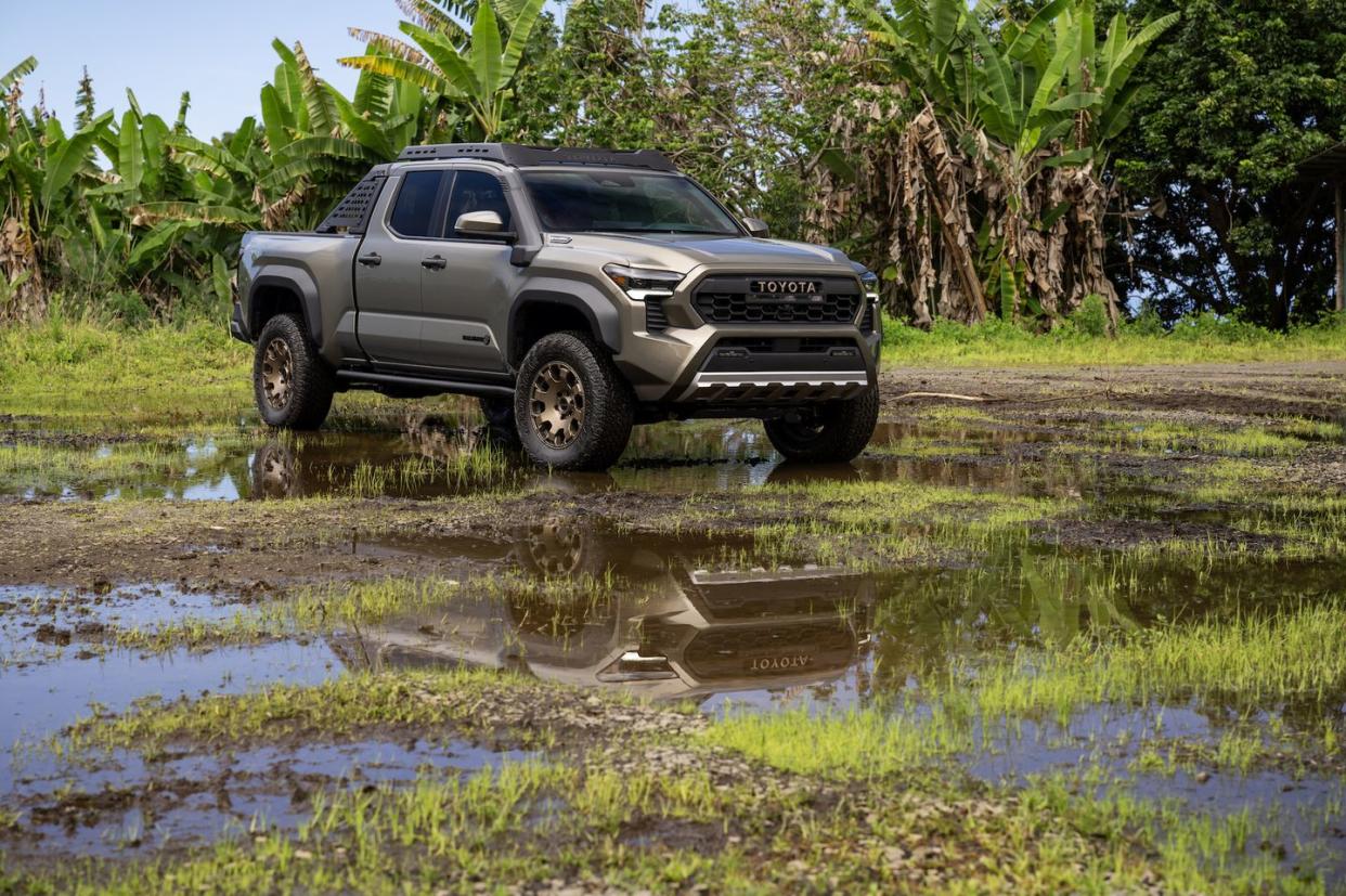 2024 toyota tacoma trailhunter press images