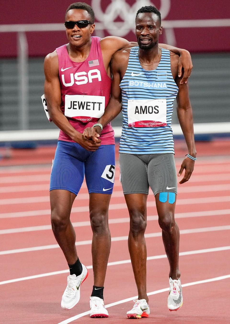 Isaiah Jewett, Nijel Amos