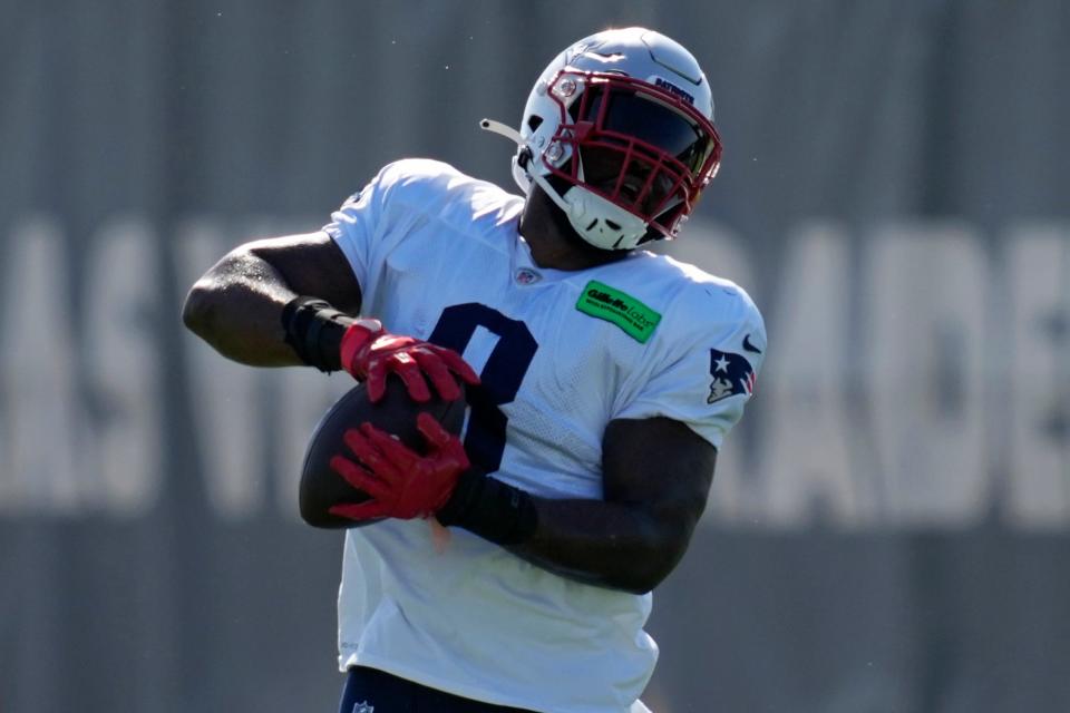 Patriots linebacker Ja'Whaun Bentley performs a drill during a practice Tuesday in Nevada.