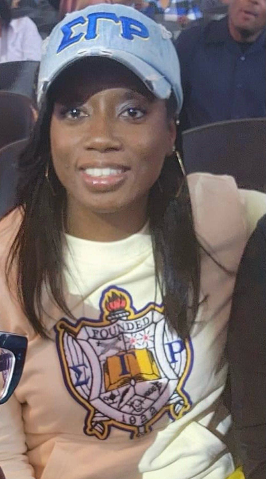 Former Ellet High School and Ball State University basketball star Markita Griffin-Roberts was recently selected for induction into the Akron Public Schools Athletics Hall of Fame.