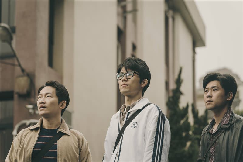 《鹽水大飯店》由蔡昌憲 （左起）、張耀仁和黃迪揚主演。（圖／公視台語台提供）