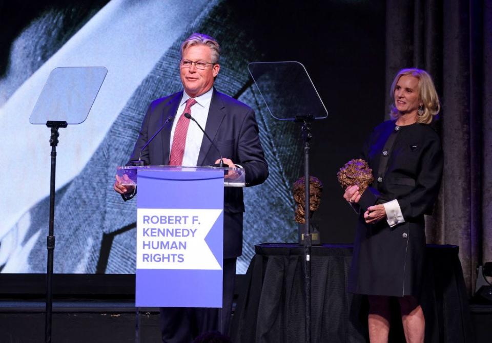 Ted Kennedy Jr. spreekt tijdens een Robert F. Kennedy Human Rights-gala.