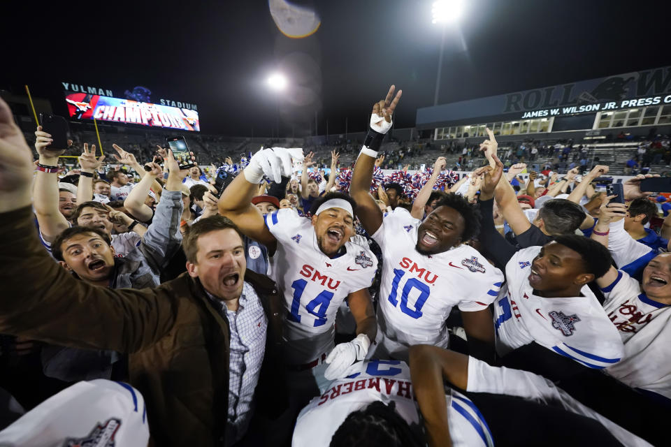 SMU won the AAC championship in a game against Tulane but finished one spot behind Liberty for a New Year's Six bowl. (AP Photo/Gerald Herbert)