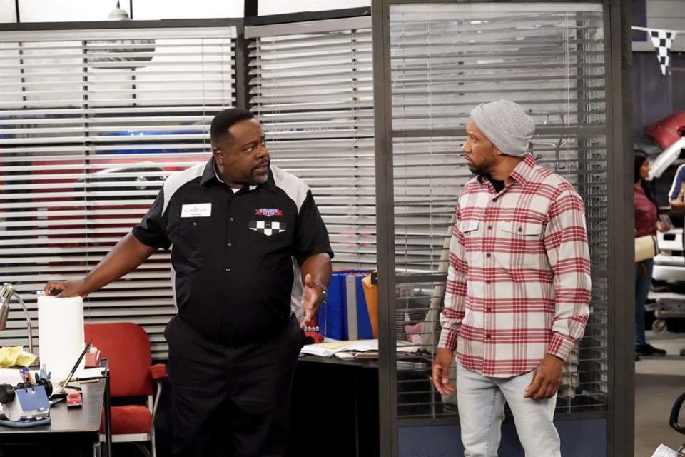 Cedric the Entertainer and Malik Sanon on ‘The Neighborhood’