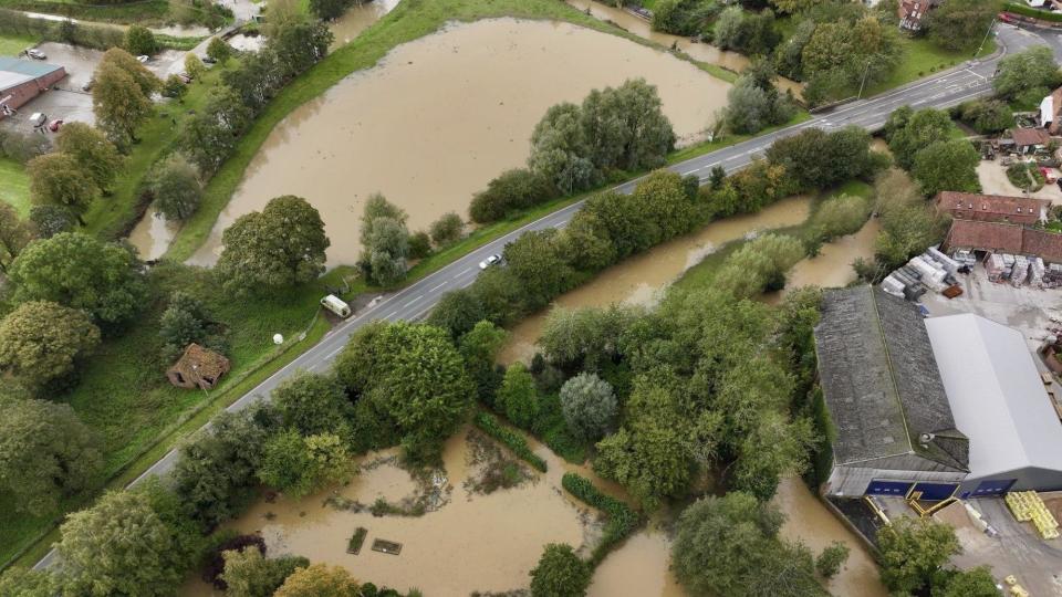 Horncastle Flood Alleviation Scheme to be investigated after gate ...