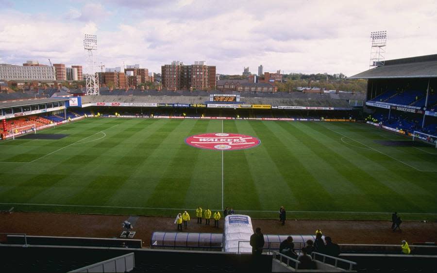 Filbert Street war über 100 Jahre die Heimat von Leicester City. Trotz zahlreicher Umbenennungen wurde es von den Fans immer nur nach der Stadionstraße benannt. Es fasste eine Kapazität von 22.000 Plätzen