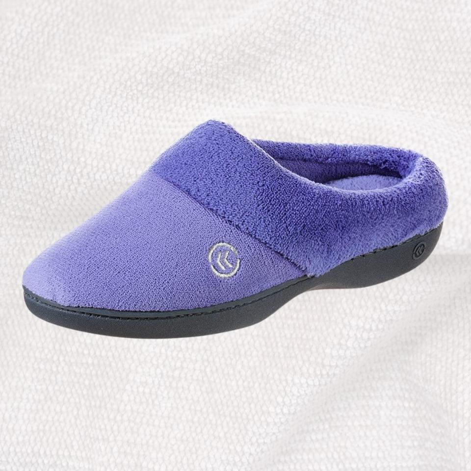 Amazon rating: 4.3 out of 5 starsThese plush slippers come in multiple colors, including periwinkle, gray, black, pink and taupe. Designed for indoor and outdoor wear, they're slip-resistant and have an arch-supportive memory foam insole for all-day comfort. They come in women's sizes 6.5-10.Promising review: 