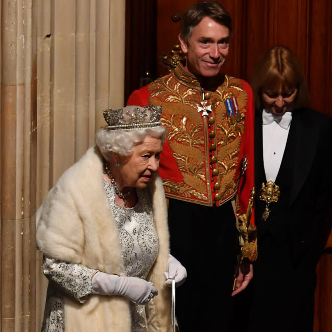 David Cholmondeley con Isabel II en la inauguración del Parlamento en 2019 credit:Bang Showbiz
