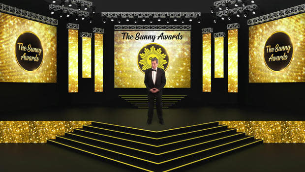 The host of this year's Sunny Awards, David Pogue! / Credit: CBS News