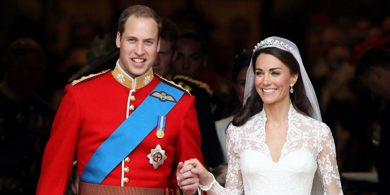 royal wedding carriage procession to buckingham palace and departures