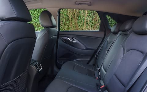 2017 Hyundai i30 rear seats 