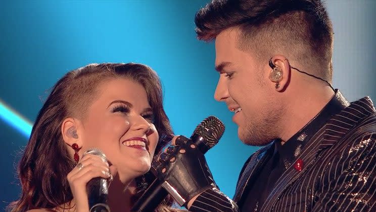 Fans went crazy for Saara and Adam's duet. 