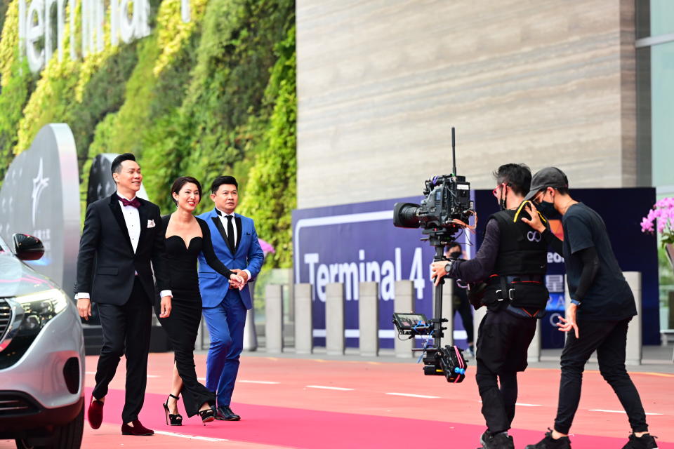 Brandon Wong, Lina Ng and Chen Tian Wen at Star Awards held at Changi Airport on 18 April 2021. (Photo: Mediacorp)