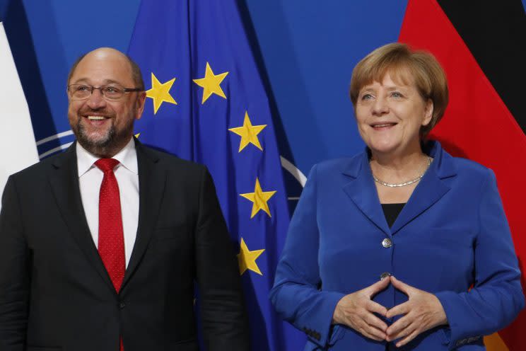 Tritt Martin Schulz gegen Angela Merkel an? (Bild: Getty Images)