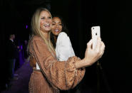 Premiere of “Avengers: Infinity Wars” - Arrivals - Los Angeles, California, U.S., 23/04/2018 - Actresses Gwyneth Paltrow (L) and Zoe Saldana. REUTERS/Mario Anzuoni