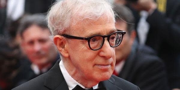 Dylan Farrow condena la publicación de la nueva autobiografía de Woody Allen