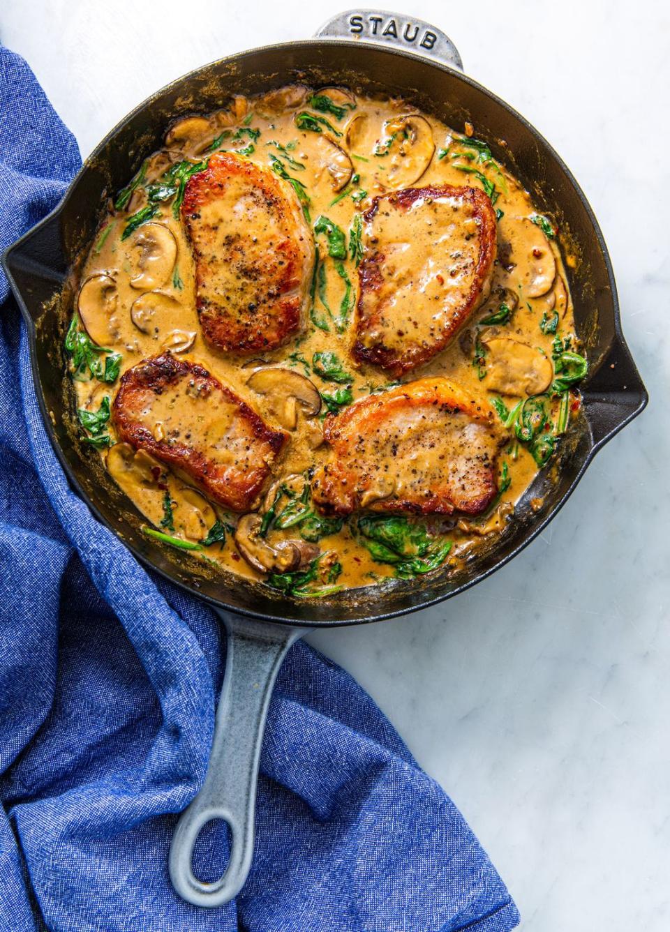 Keto Pork Chops with Garlicky Cream Sauce