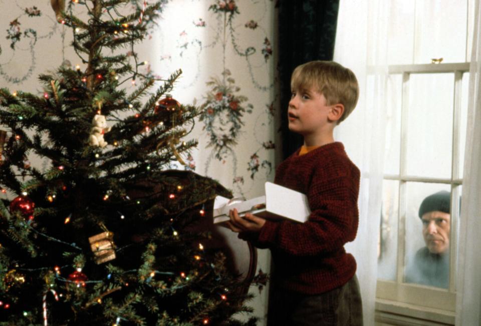 A list of best Christmas movies to watch on Christmas morning, for every personality type, after you’ve opened your presents.