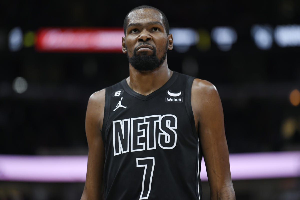 Kevin Durant traded from Brooklyn Nets to Phoenix Suns ahead of