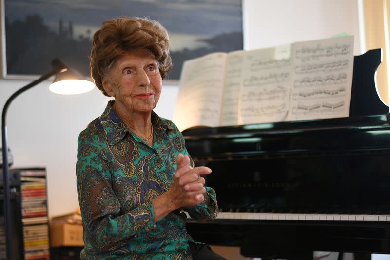 At 106 years old, French pianist prepares to release new album