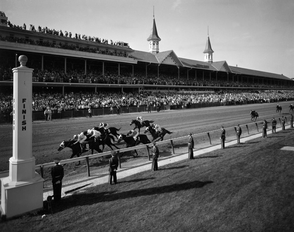 Kauai King (8) prevails over Advocator (3), Blue Skyer (12) and Stupendous (2) at the finish of the 1966 Kentucky Derby.