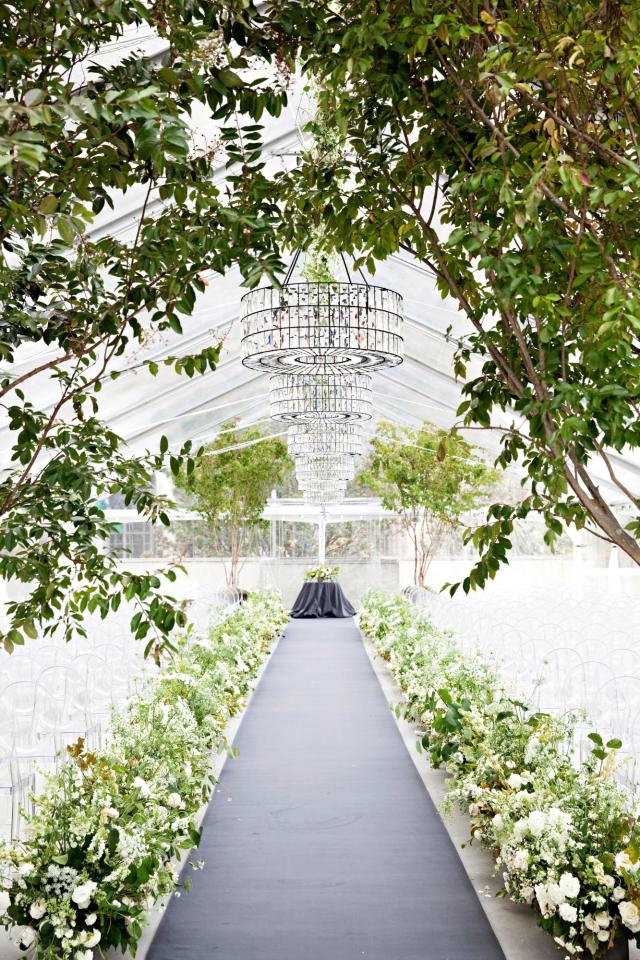 Hanging Décor Ideas Guaranteed to Elevate Your Wedding