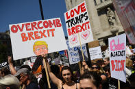 <p>Protesters gather in central London to demonstrate against President Trump’s visit to the UK, on July 13, 2018 in London, England. (Photo: Chris J Ratcliffe/Getty Images) </p>