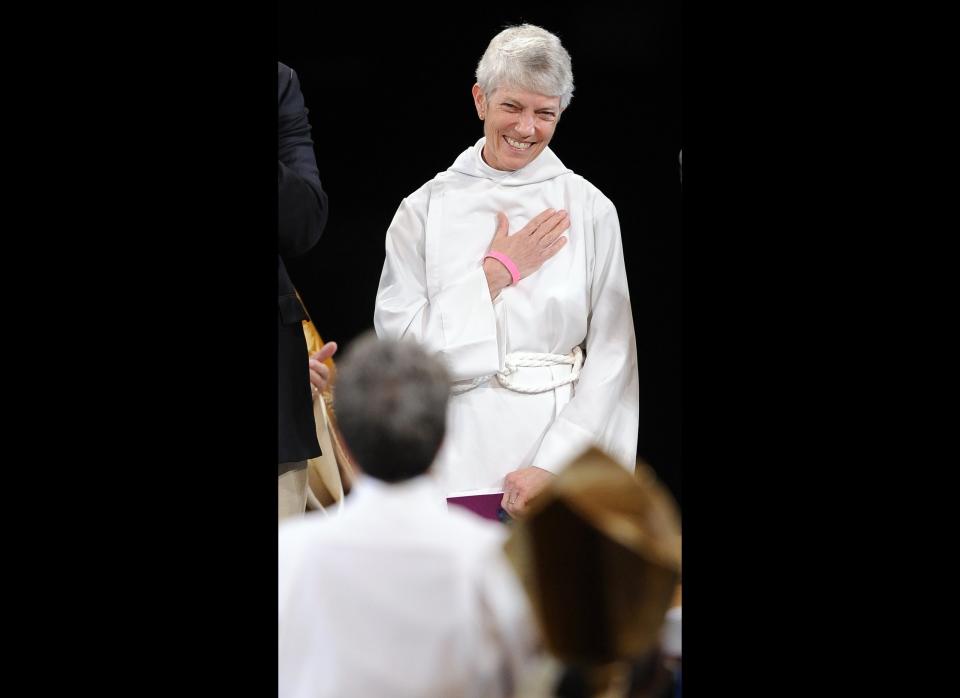 Bishop Mary Douglas Glasspool serves as the Assistant Bishop of <a href="http://www.ladiocese.org/" target="_hplink">The Episcopal Diocese of Los Angeles</a>. 