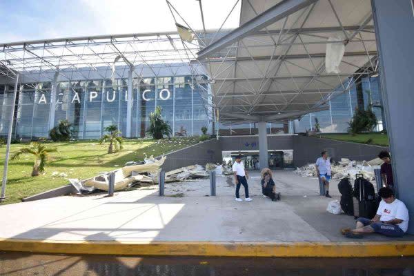 Aeropuerto de Acapulco reanuda vuelos comerciales tras paso del huracán Otis Foto: Cuartoscuro