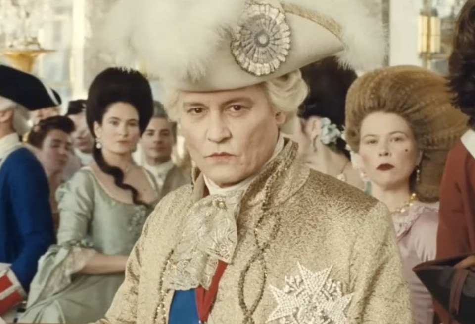 強尼戴普主演的宮廷片《杜巴利伯爵夫人》獲選為坎城影展開幕片。（圖／IMDb）